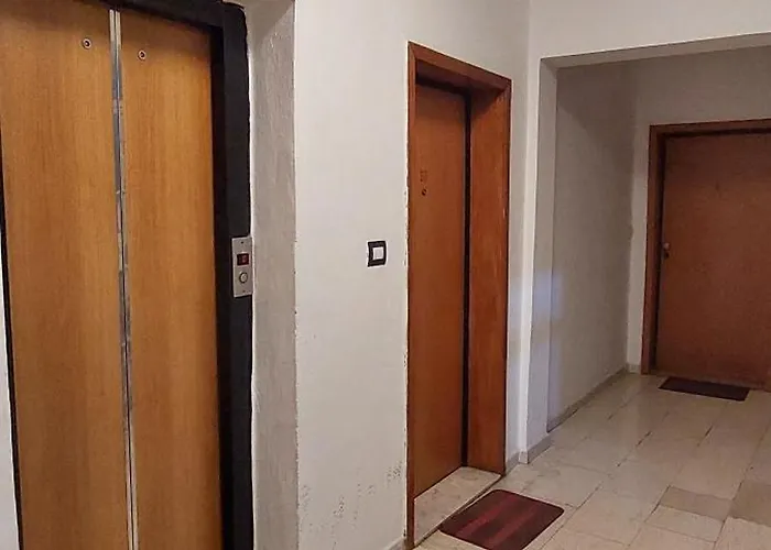 Penthouse Of Downtown Διαμέρισμα Τίρανα