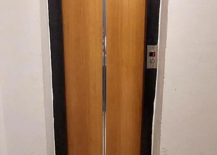 Penthouse Of Downtown * Τίρανα