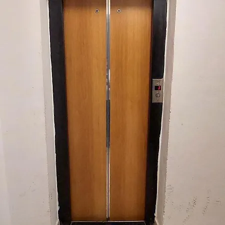 Penthouse Of Downtown * טיראנה